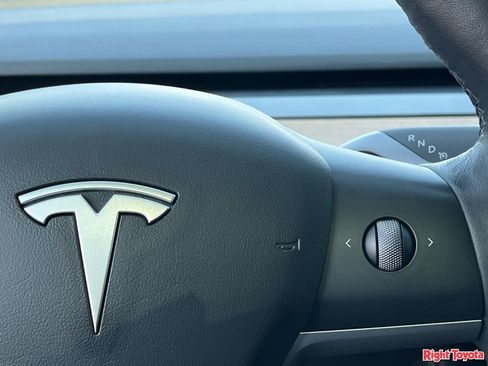 Used 2022 Tesla Model 3 Long Range AWD/4WD image 23