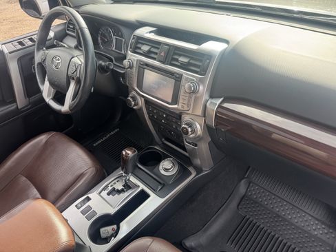 Used 2019 Toyota 4Runner Limited AWD/4WD image 29