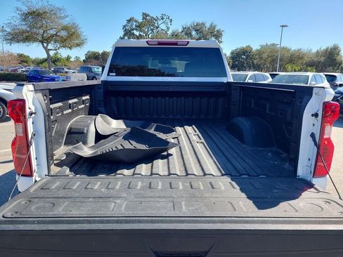 Used 2024 Chevrolet Silverado 2500 Custom w/ Custom Value Package image 19