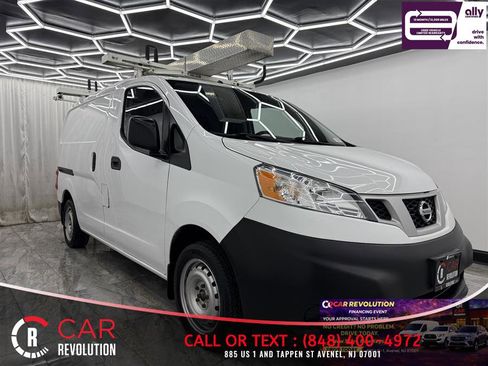 Used 2019 Nissan NV200 S FWD image 1
