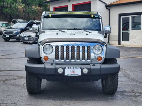 Used 2011 Jeep Wrangler Sport AWD/4WD image 4
