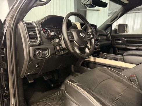 Used 2019 RAM 2500 Laramie AWD/4WD image 22