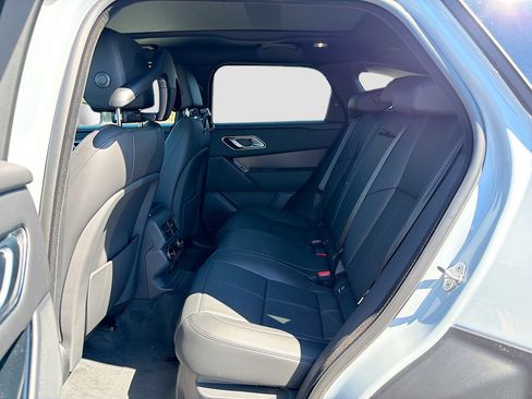 New 2026 Land Rover Range Rover Velar Dynamic SE image 21