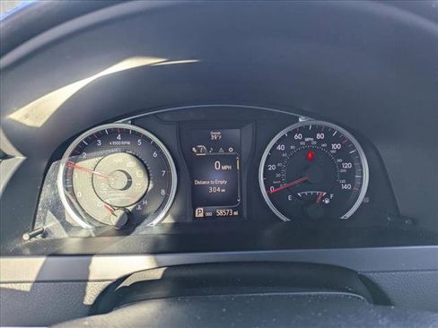 Used 2015 Toyota Camry XSE w/ Moonroof Package FWD image 10