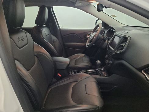 Used 2023 Jeep Cherokee Altitude Lux w/ Mopar Interior Package AWD/4WD image 21