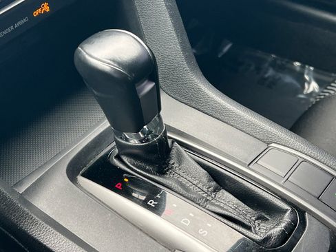 Used 2019 Honda Civic Sport image 21