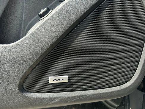 Used 2023 Chevrolet Equinox Premier FWD image 10