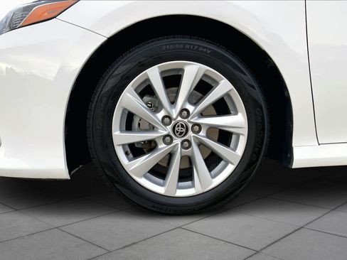 Used 2023 Toyota Camry LE image 11