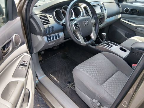Used 2013 Toyota Tacoma 2WD Access Cab w/ SR5 Pkg image 10