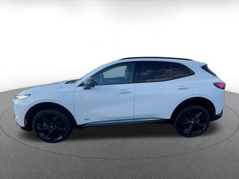 Used 2024 Buick Envision Sport Touring image 9