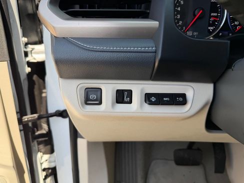 Used 2023 GMC Acadia Denali AWD/4WD image 41