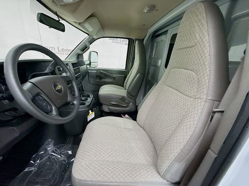 New 2025 Chevrolet Express 3500 w/ Power Convenience Package image 22