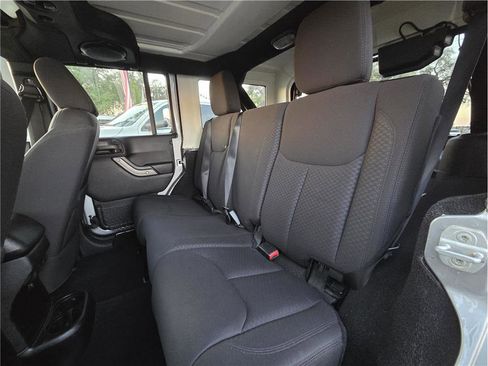 Used 2013 Jeep Wrangler Unlimited Sport w/ PWR Convenience Group AWD/4WD image 9
