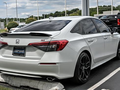 Used 2024 Honda Civic Si image 8