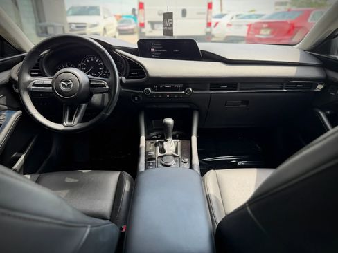 Used 2020 MAZDA MAZDA3 AWD Sedan w/ Preferred Package image 9