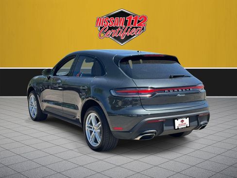 Used 2022 Porsche Macan w/ Premium Package Plus AWD/4WD image 6