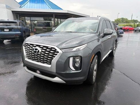 Used 2022 Hyundai Palisade SEL w/ Premium Package AWD/4WD image 5