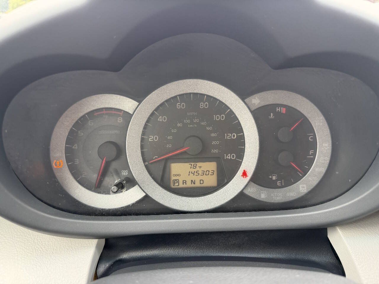 Used 2012 Toyota RAV4 4WD w/ Value Pkg image 21