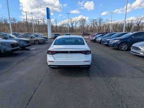 New 2026 Honda Accord LX image 4