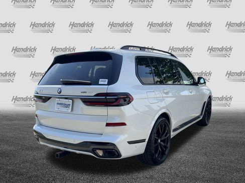 Used 2023 BMW X7 xDrive40i w/ Executive Package AWD/4WD image 9