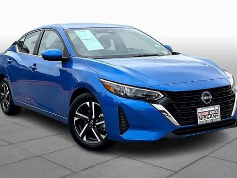 Certified 2025 Nissan Sentra SV image 2