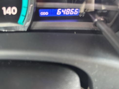 Used 2011 Toyota Venza AWD w/ Premium Pkg #2 image 35