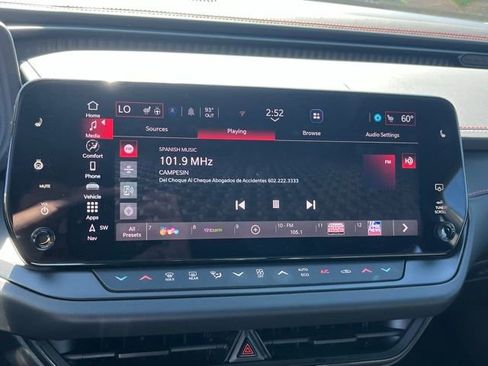 Used 2025 Dodge Charger R/T w/ Sun & Sound Package image 24