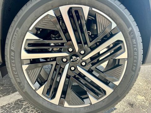 New 2026 Chevrolet Equinox RS w/ Convenience Package III image 18