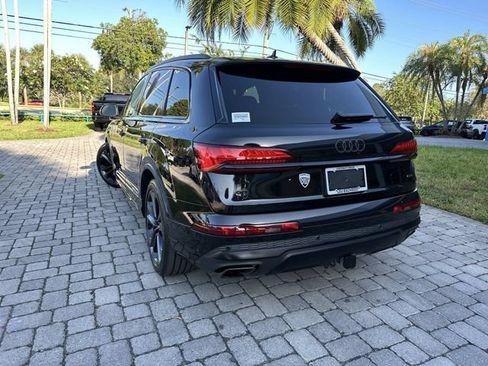 Used 2025 Audi Q7 3.0T Prestige w/ Prestige Package AWD/4WD image 12