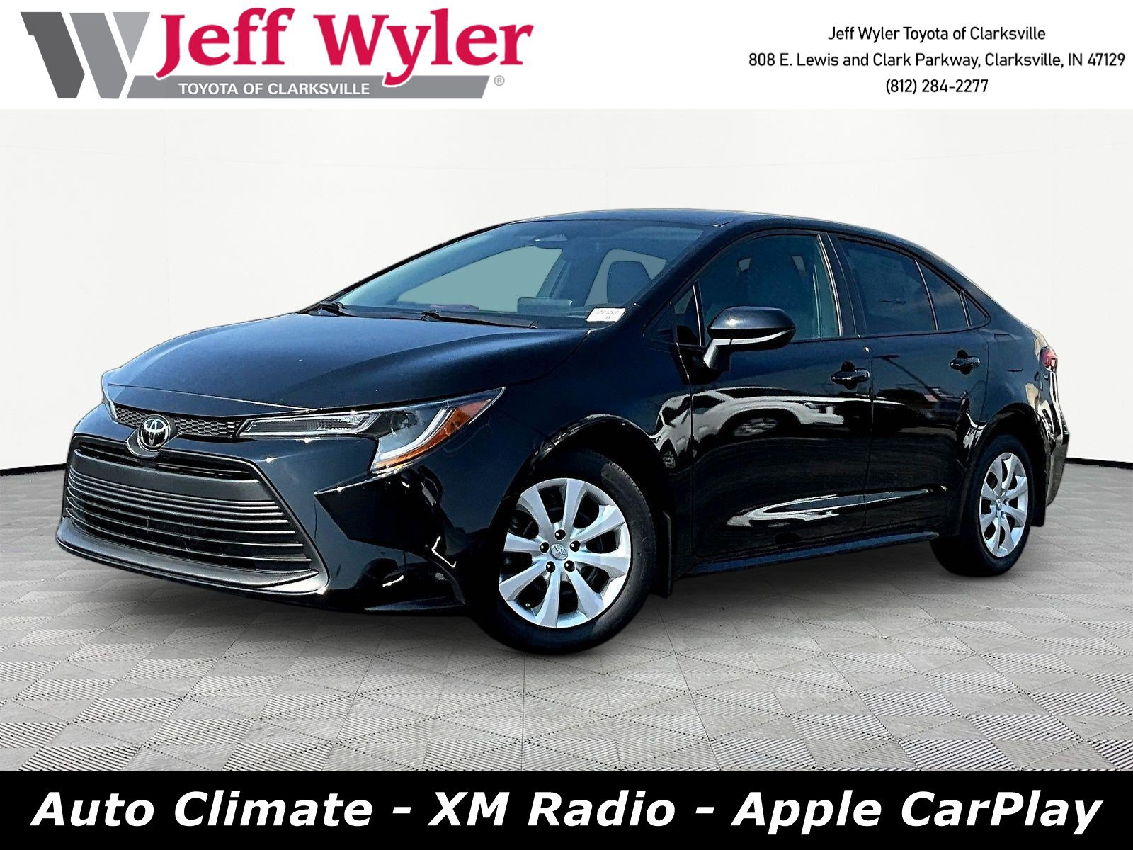 Used 2025 Toyota Corolla LE FWD image 1