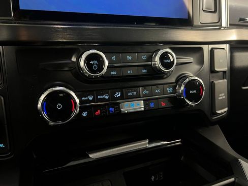 Used 2024 Ford F250 Lariat image 22