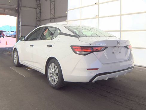 Used 2024 Nissan Sentra S image 11