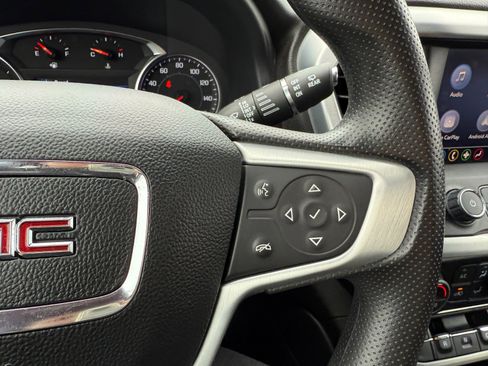 Used 2023 GMC Acadia SLE w/ Driver Convenience Package image 29