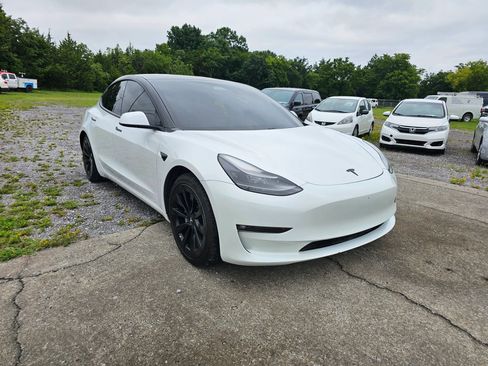 Used 2021 Tesla Model 3 Long Range AWD/4WD image 2