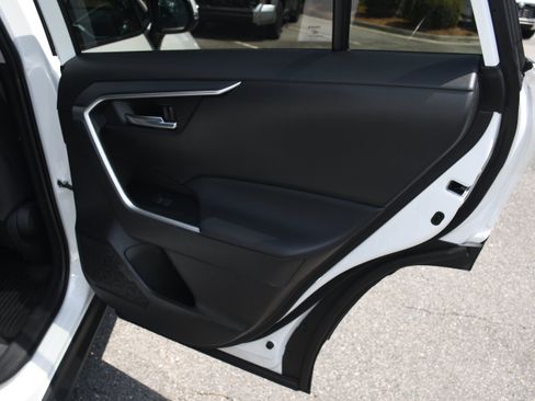 Used 2025 Toyota RAV4 XLE Premium FWD image 21