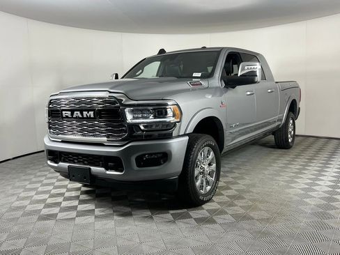 Used 2024 RAM 2500 Limited AWD/4WD image 4