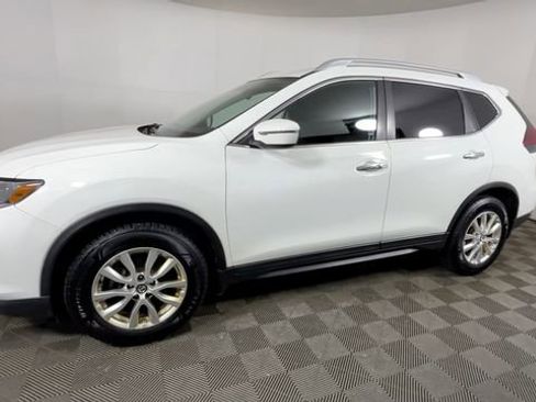 Used 2020 Nissan Rogue S FWD image 8