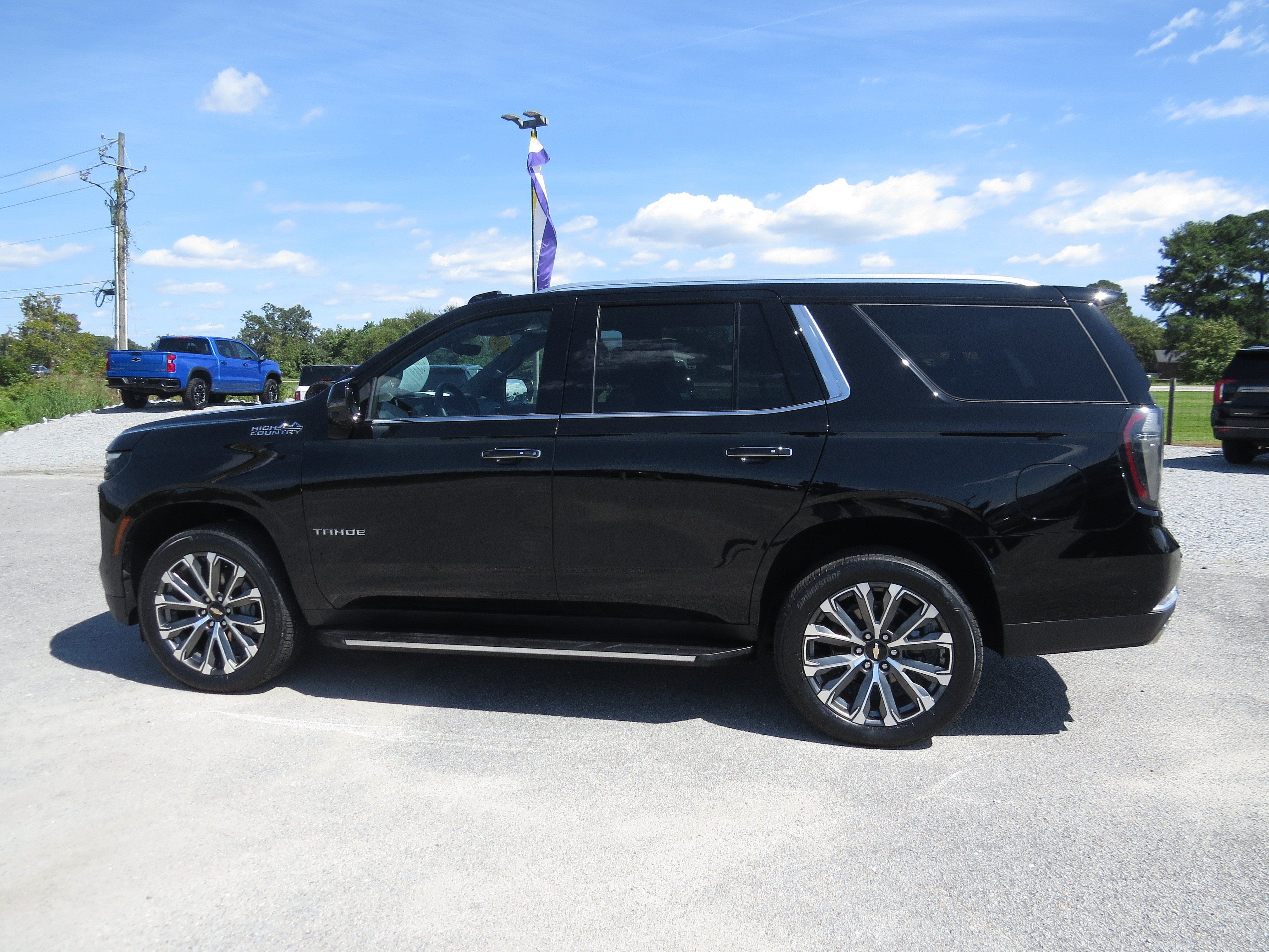 Used 2026 Chevrolet Tahoe High Country w/ Sun And Tow Package AWD/4WD image 6