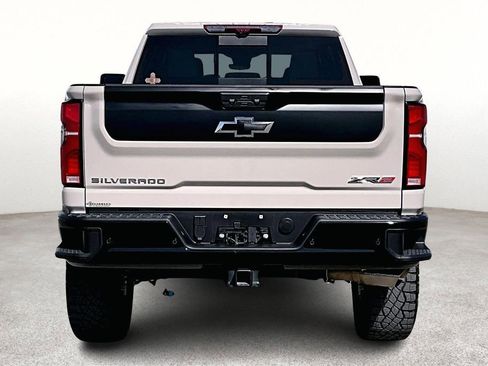 Used 2026 Chevrolet Silverado 2500 ZR2 AWD/4WD image 5