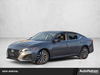 Used 2024 Nissan Altima 2.5 SV