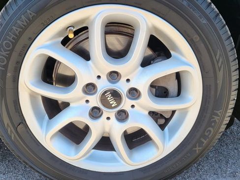 Used 2015 MINI Cooper S FWD image 15