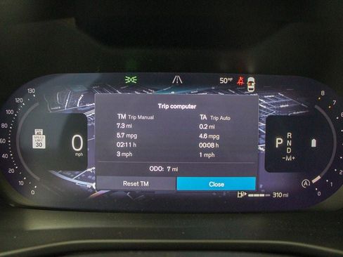 New 2026 Volvo XC40 B4 Plus w/ Protection Package Premier FWD image 17