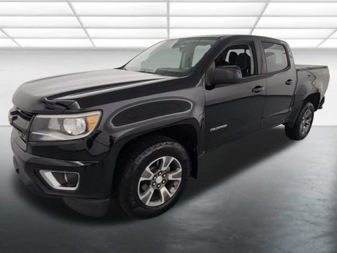 Used 2016 Chevrolet Colorado Z71 AWD/4WD image 3