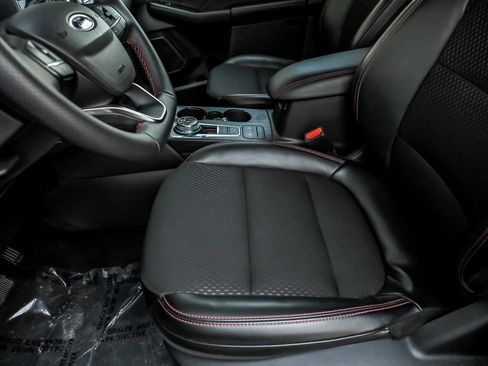 Used 2025 Ford Escape ST-Line AWD/4WD image 15