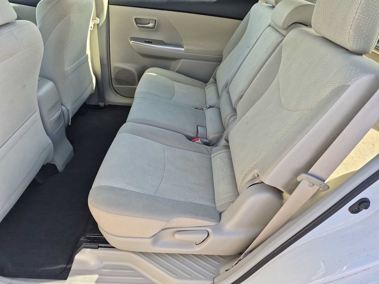 Used 2012 Toyota Prius V Two FWD image 18