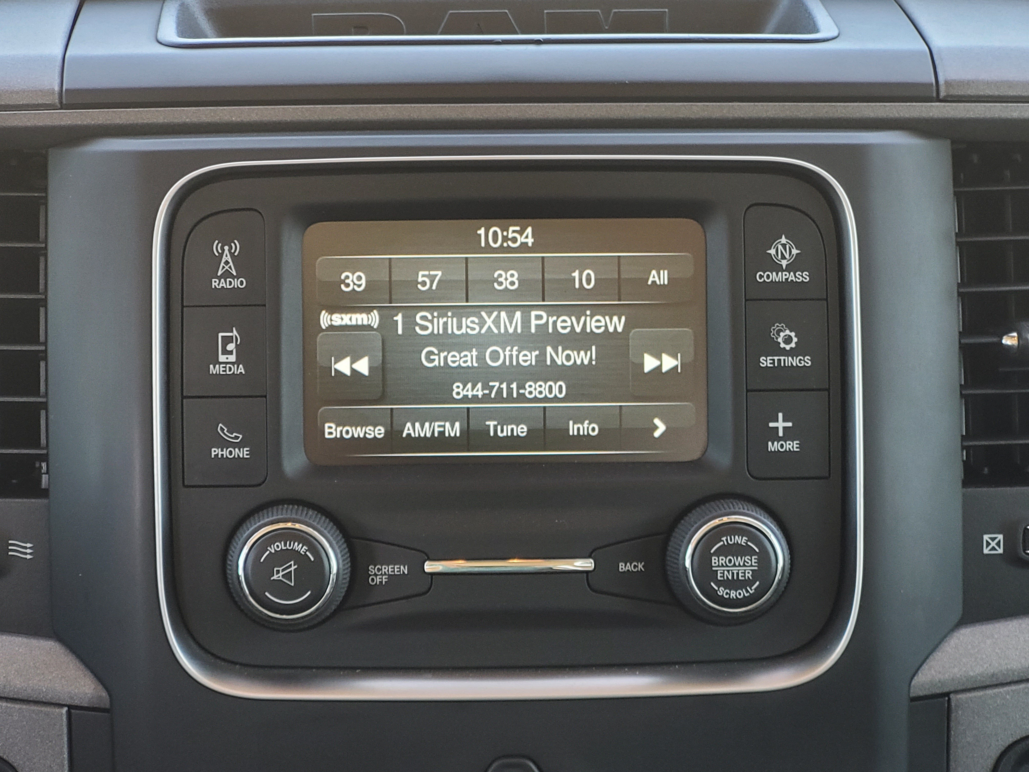 Used 2018 RAM 2500 Tradesman w/ Chrome Appearance Group AWD/4WD image 13