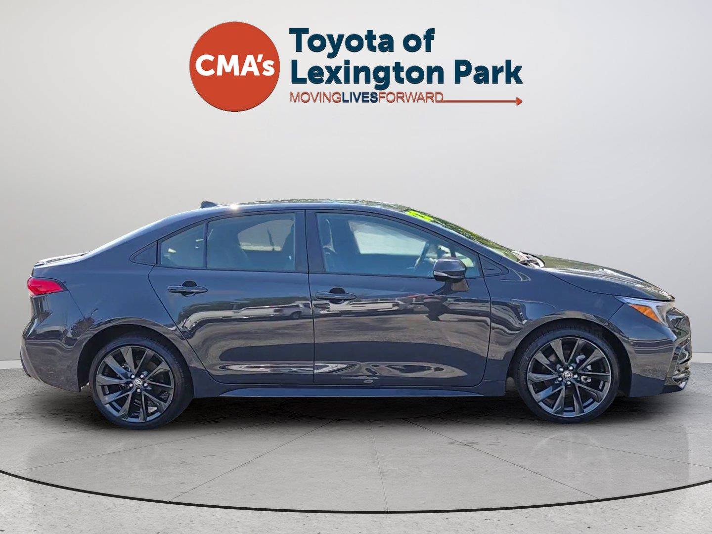 Used 2023 Toyota Corolla SE FWD image 6