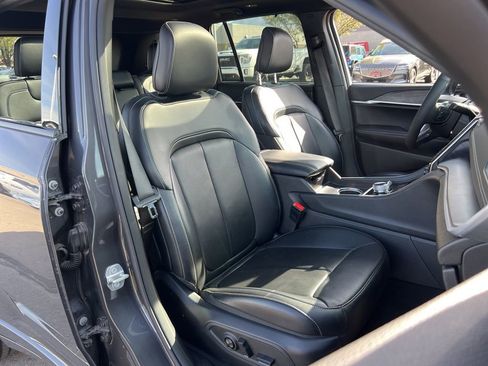 Used 2024 Jeep Grand Cherokee Limited 4xe image 19