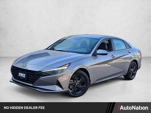 Used 2023 Hyundai Elantra SEL FWD image 1