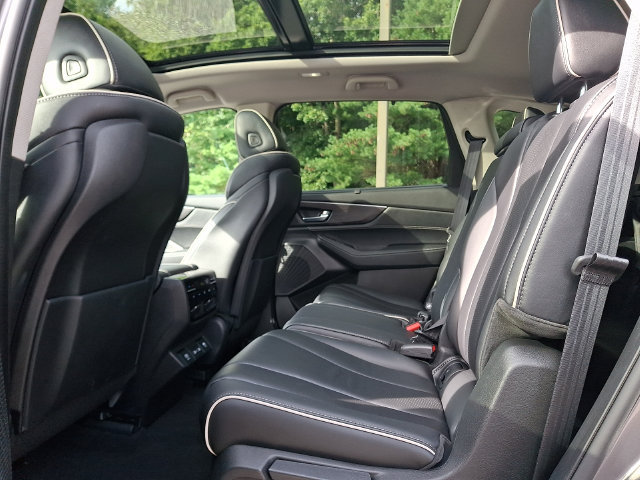 Used 2023 Acura MDX w/ Advance Package AWD/4WD image 11